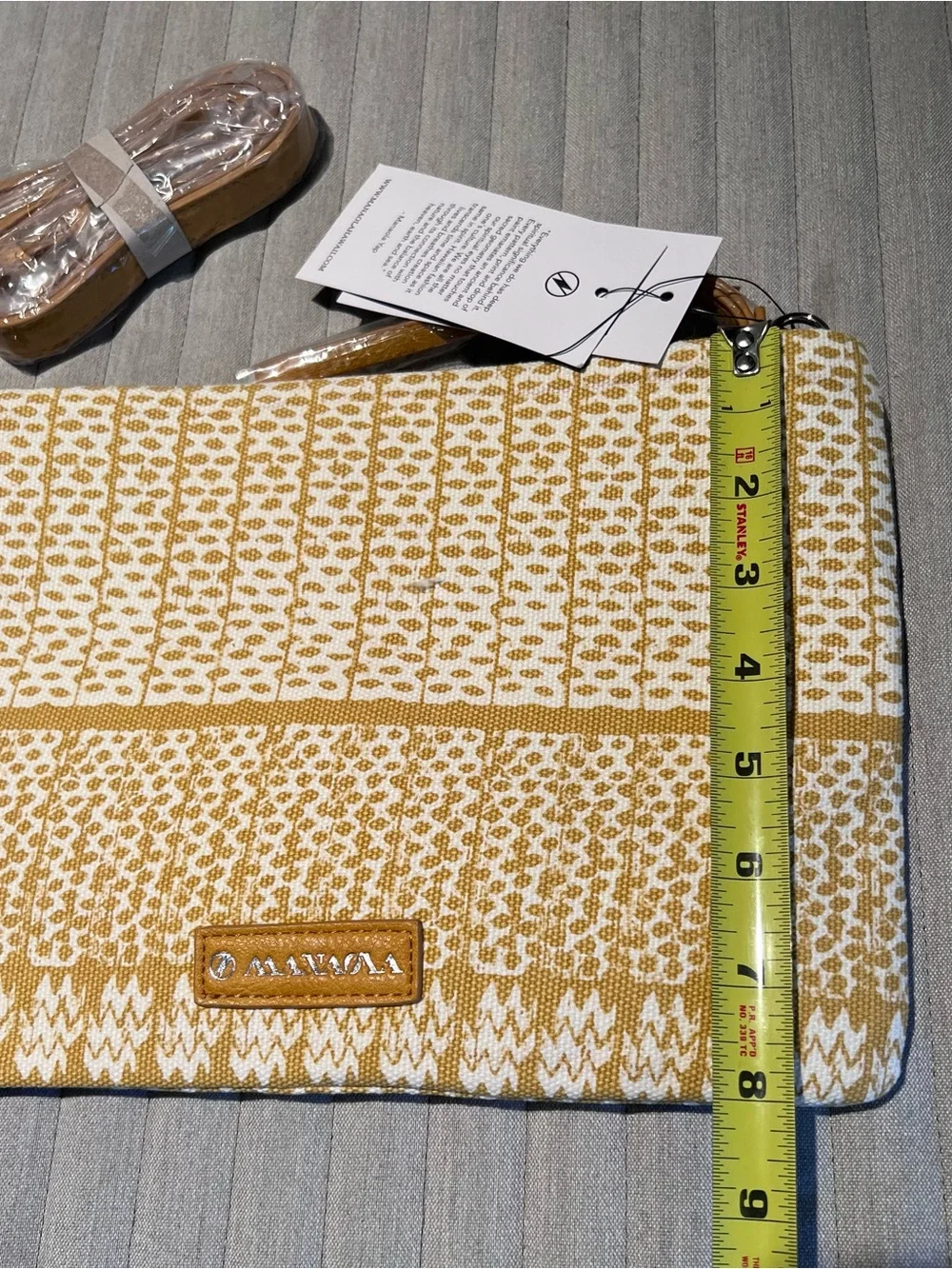 MANAOLA Hawaiian Muster/Yellow bag design crossbody tribal pattern made in Hawai